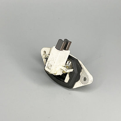OE Bosch Alternador Regulador 28V 1197311304 Para 89-95 Volvo Nl 12/400