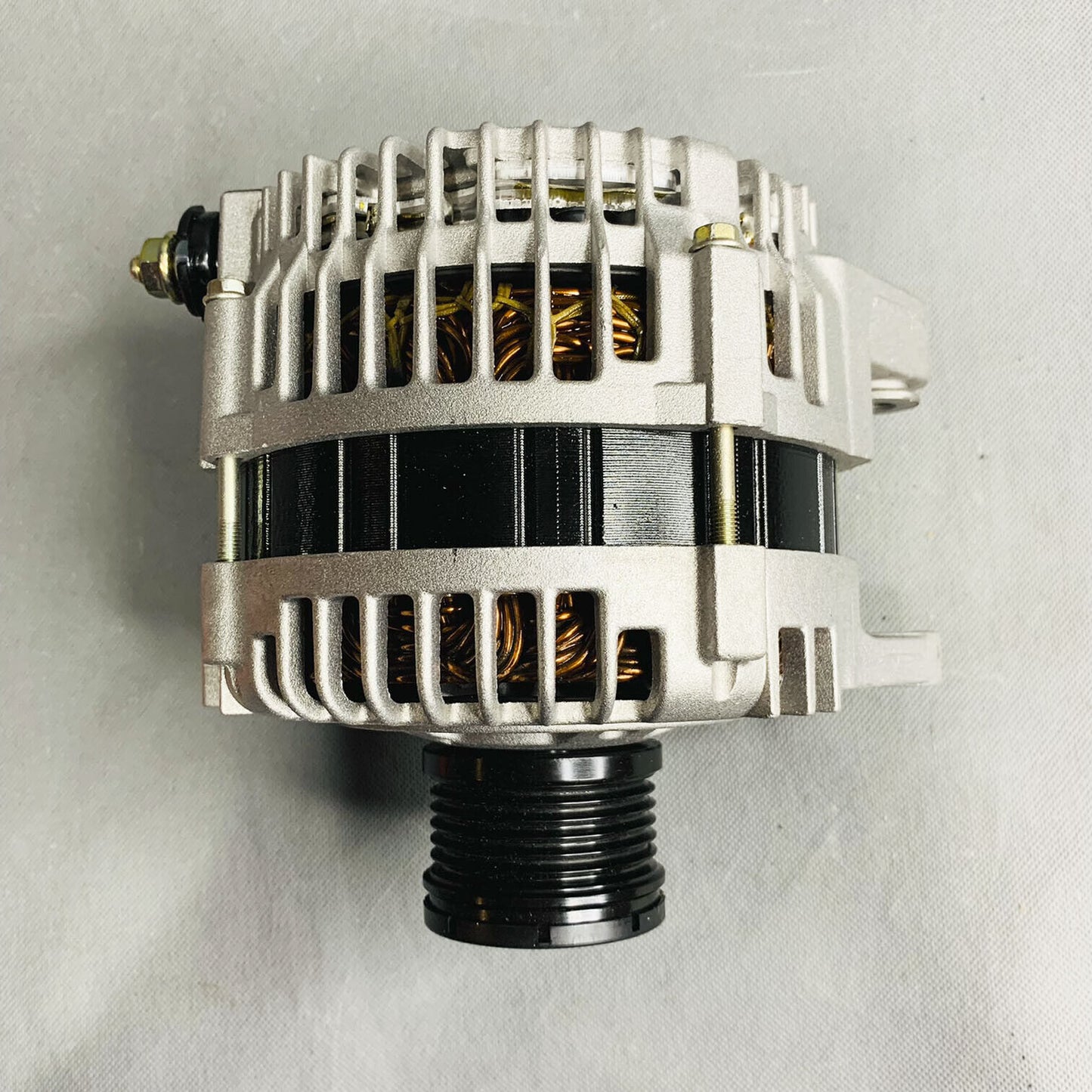 BOSCH Reman Alternator For 2005-2012 Nissan Rogue X-Trail 2.5L AL2435X