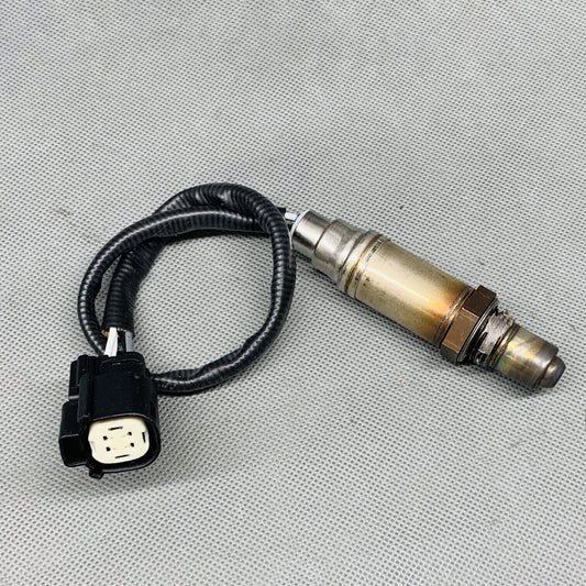 18070 Oxygen Sensor O2 Fits Ford F-250 F-350 F-450 F-550 Super Duty Downstream