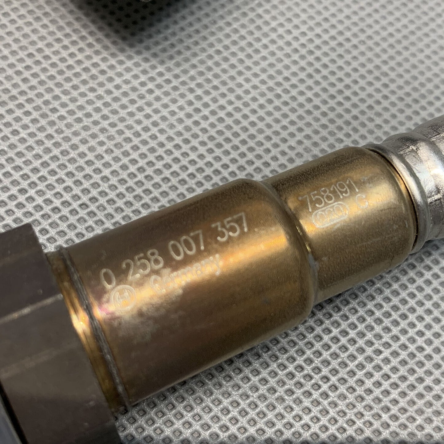 17357 Orig. Original Oxygen Sensor O2 Para Audi A8 Volkswagen Passat Touareg