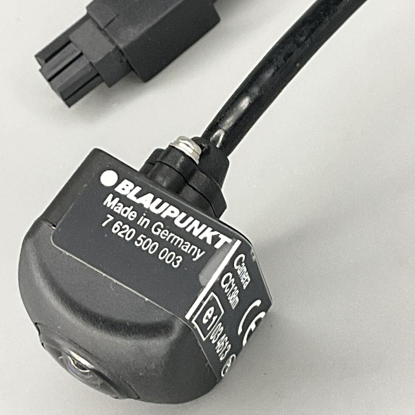 BLAUPUNKT Colour Camera 138° gespiegelt Lens For 7620500003 CC138M