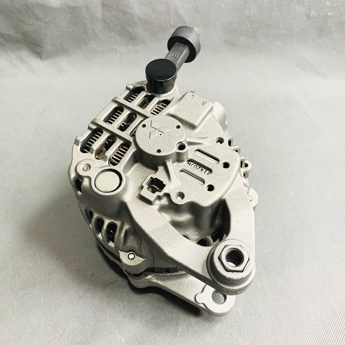 BOSCH Reman Alternateur Pour 89-91 Mazda RX-7 Naturelle Aspiré R2 1.3L AL4209X
