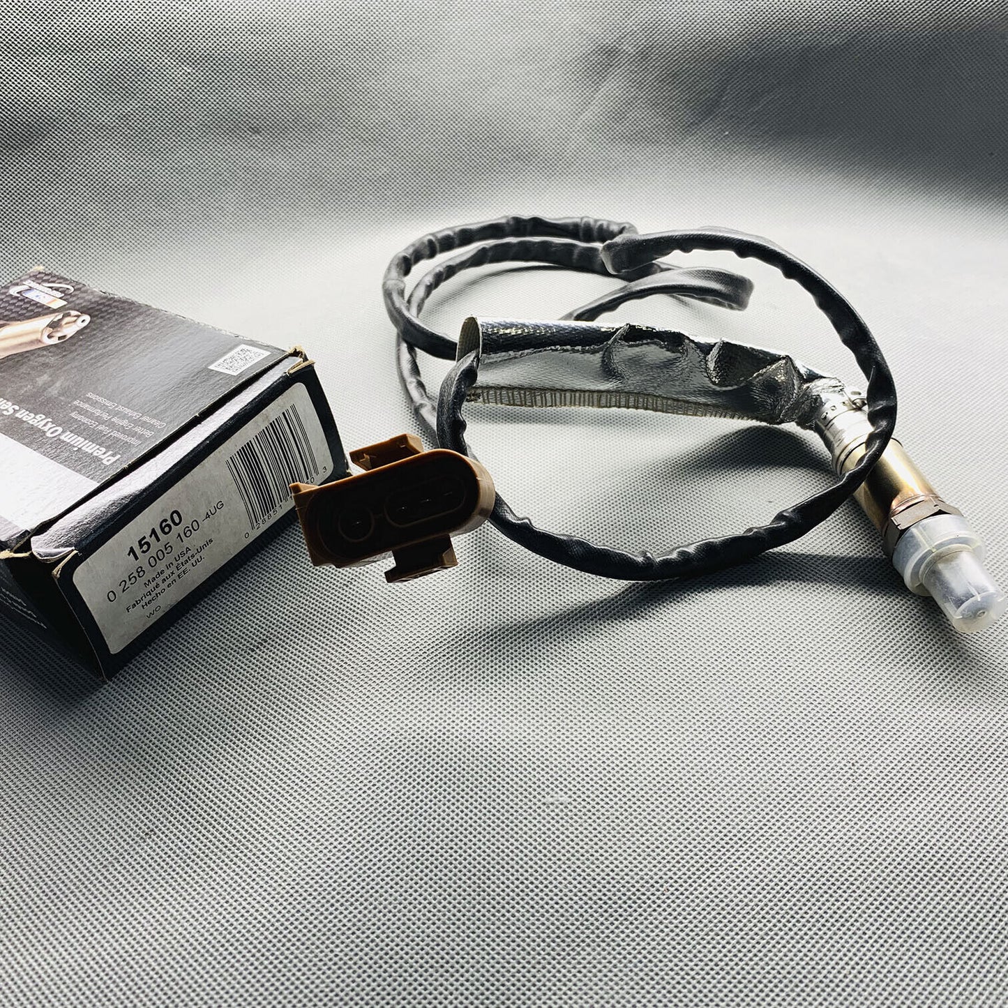 New EO GENUINE Oxygen Sensor 15160 For Audi A4 Volkswagen EuroVan Golf Jetta