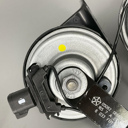 Per 2005-2007 Dodge Caravan Chrysler Città & Paese OEM MOPAR Corno E Supporto