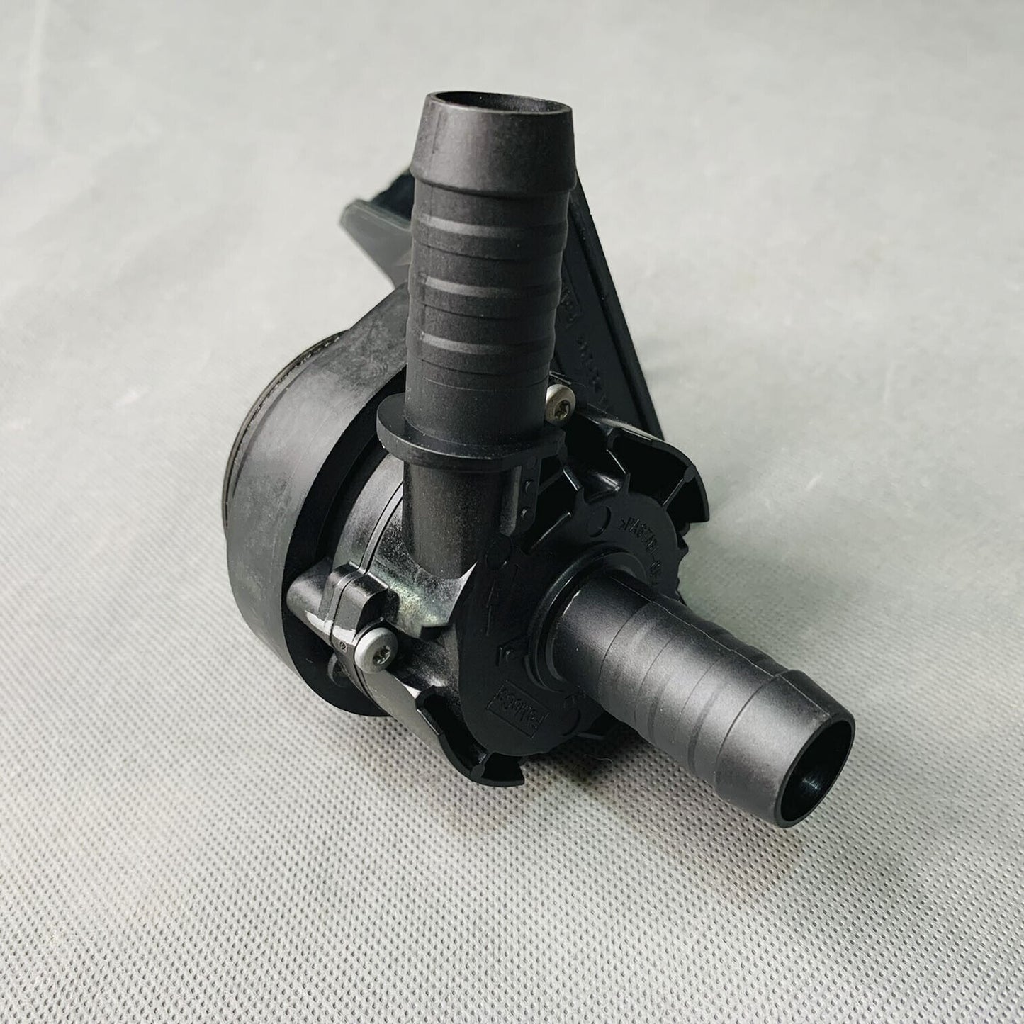 OE Bosch Auxiliary Water Pump Fits 2015-2017 Ford F-150 2.7L 3.5L 5.0L