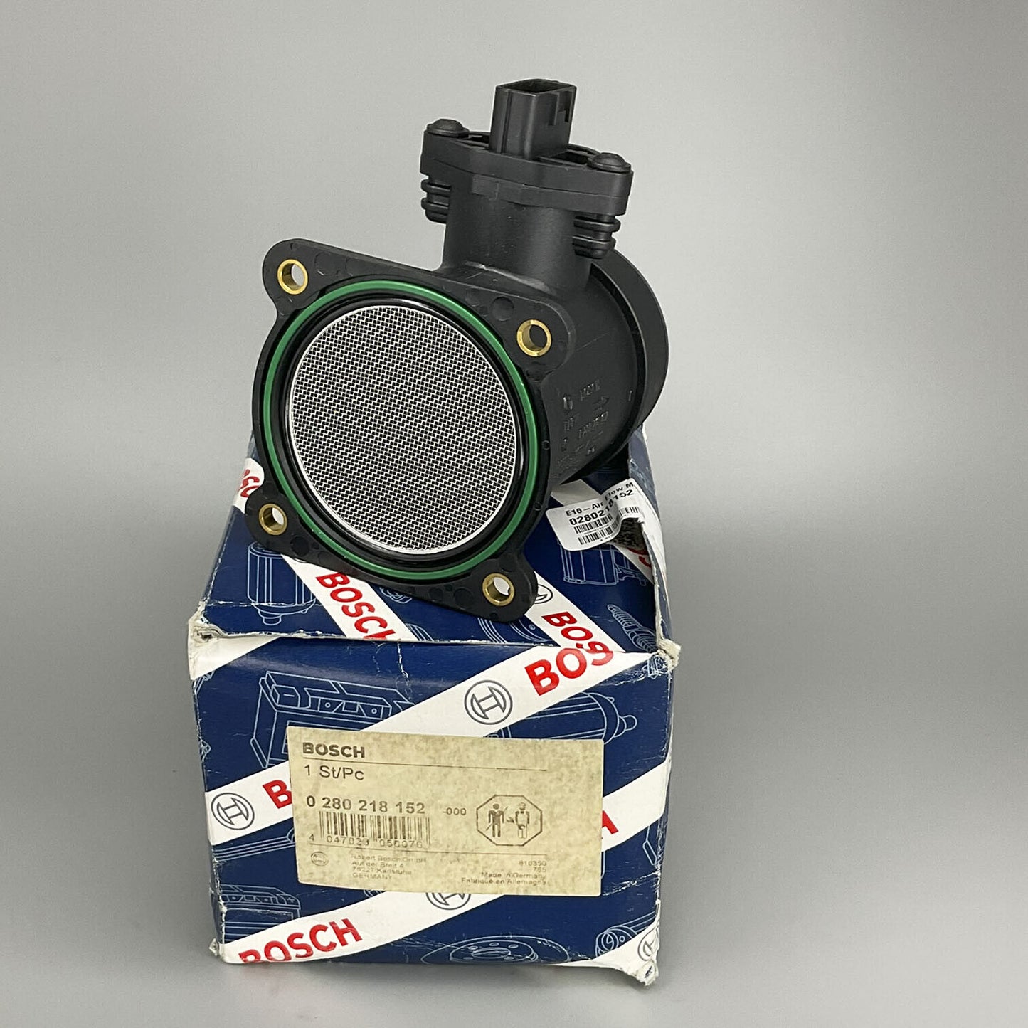 Bosch Mass Air Flow Sensor For 2000-2002 Nissan 200SX Sentra 1.8L