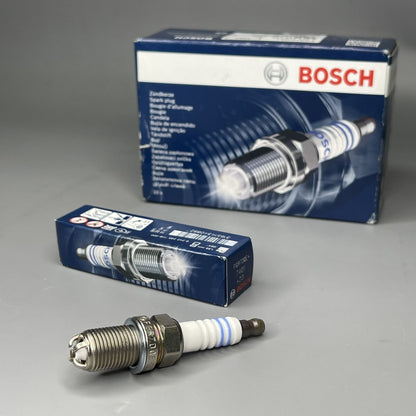 Bosch Nickel Spark Plug 7401 For AUDI A4 A6 S4 PEUGEOT 405 VW PASSAT VOLVO 960