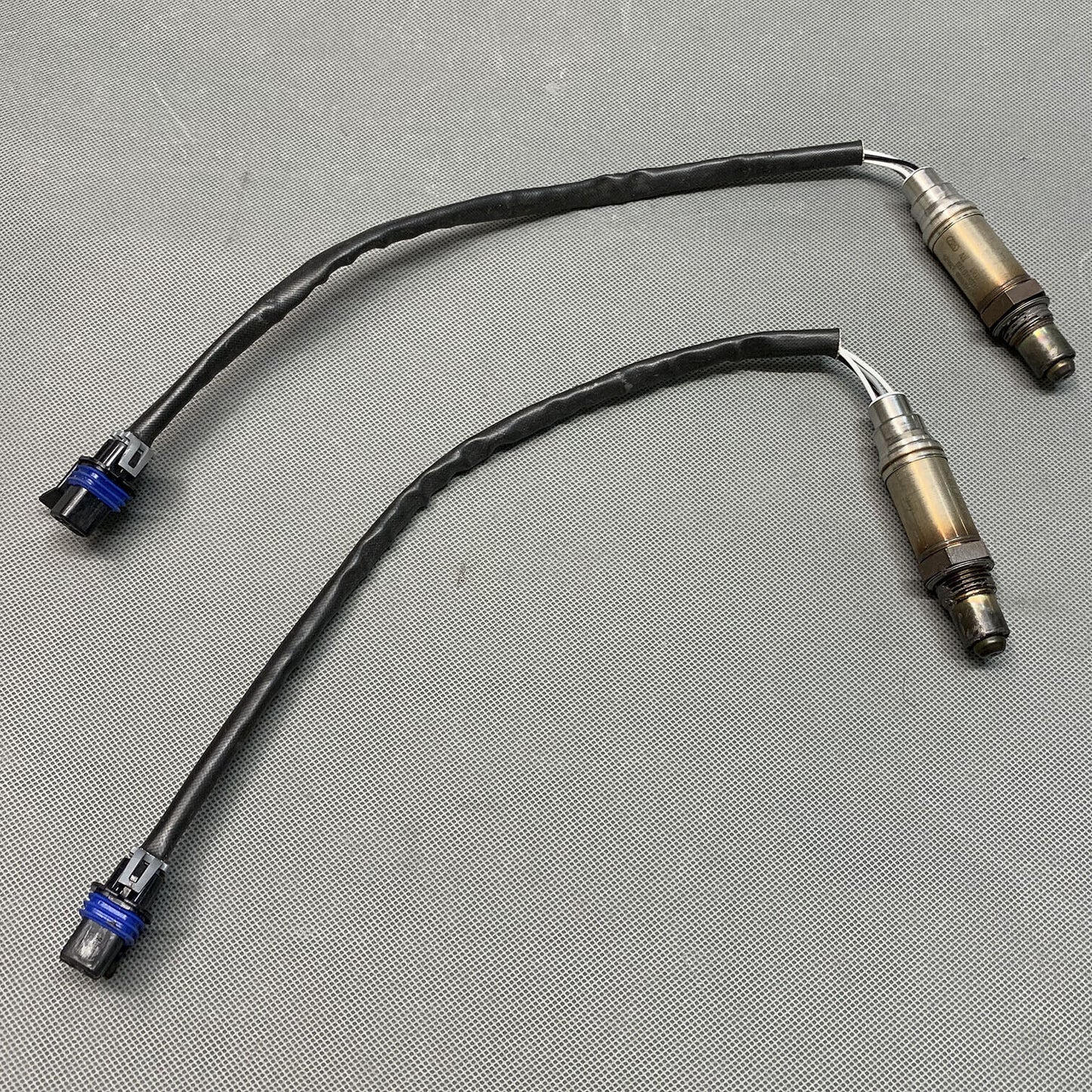 Orig. Originale Upstream Anteriore Ossigeno Sensore 2PCS Set Per GMC Sierra 1500