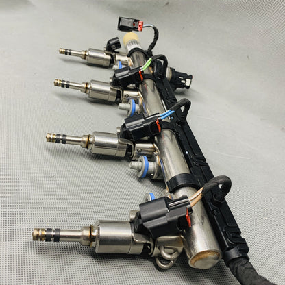 Orig. Benzin Einspritzung Schienen Mit Injektoren 12633912 Für Chevrolet Malibu