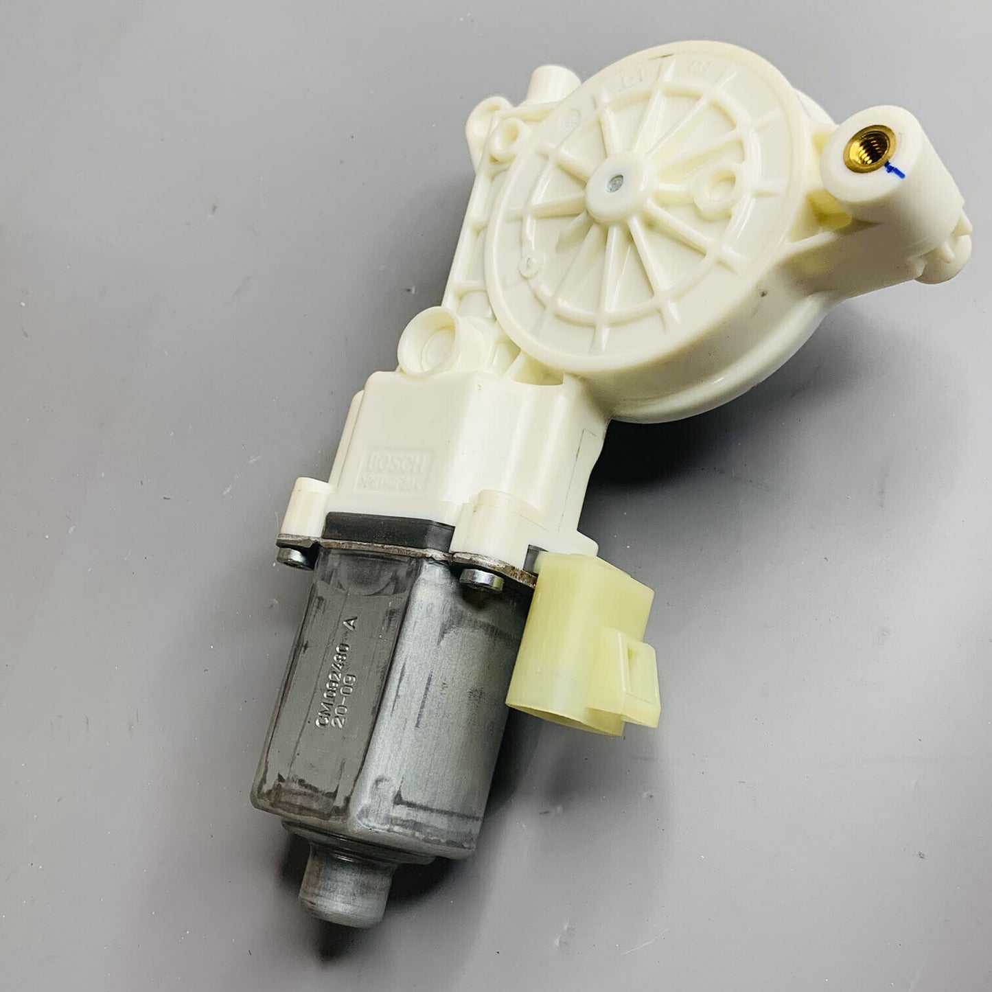 OE GENUINE Window Motor Right Passenger For 0130822347