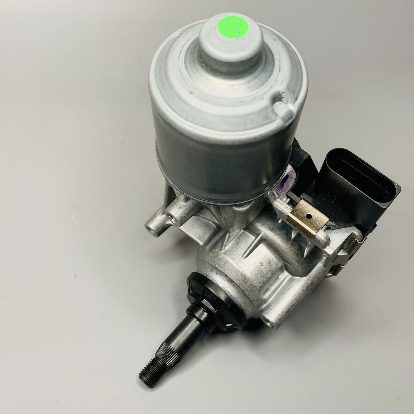 Genuine Bosch Windshield Wiper Motor Right 0390248146 For Cadillac ELR 1.4L