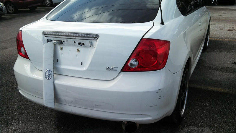 2006 scion deals tc trunk cover