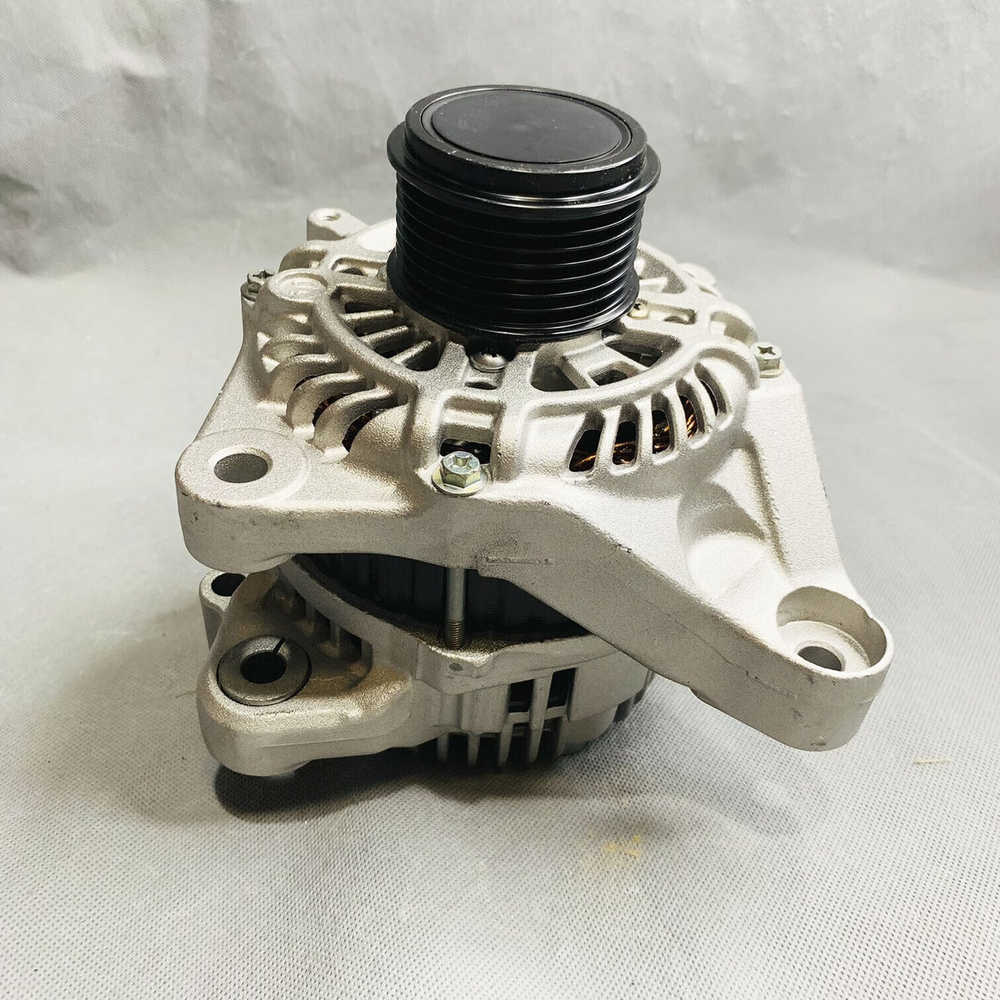 BOSCH Remanufactured Alternator For 2013-2017 Honda Accord 2.4L AL1321X