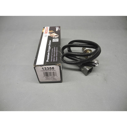 Downstream Right EO GENUINE Oxygen Sensor 13358 For 2005-2010 Hyundai Kia 2.7L