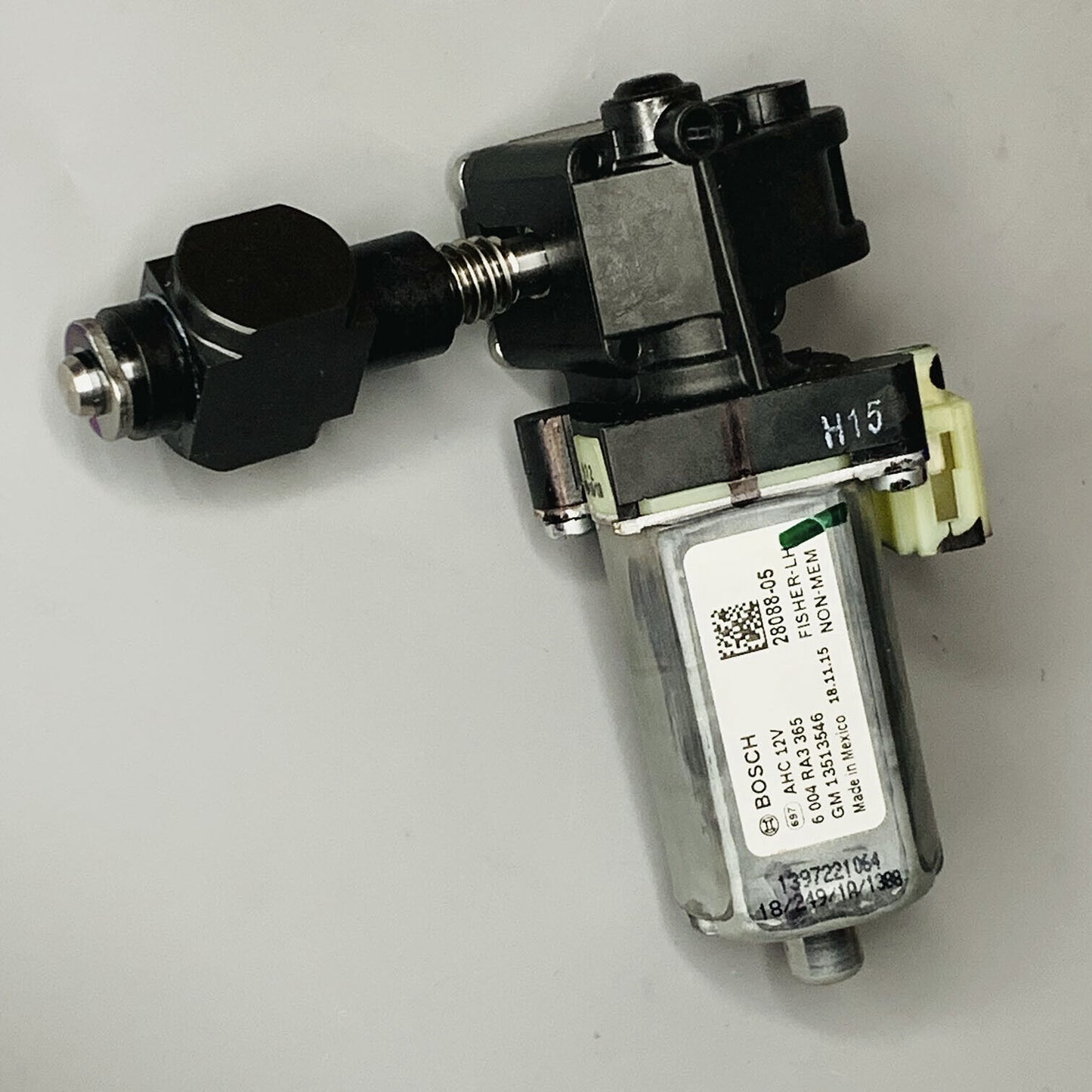 New OE Bosch Seat Adjustment Motor 13513546 For 2017-2019 Buick Encore 1.4L