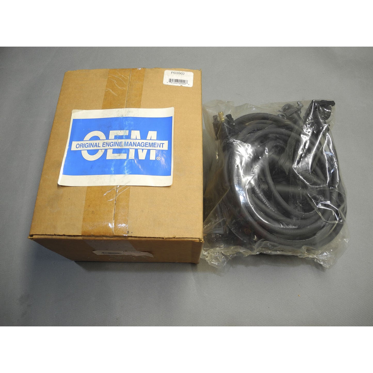 Allumage Prise Câble OEM PD3902 Pour 1975-1989 Volvo Oldsmobile Chevrolet