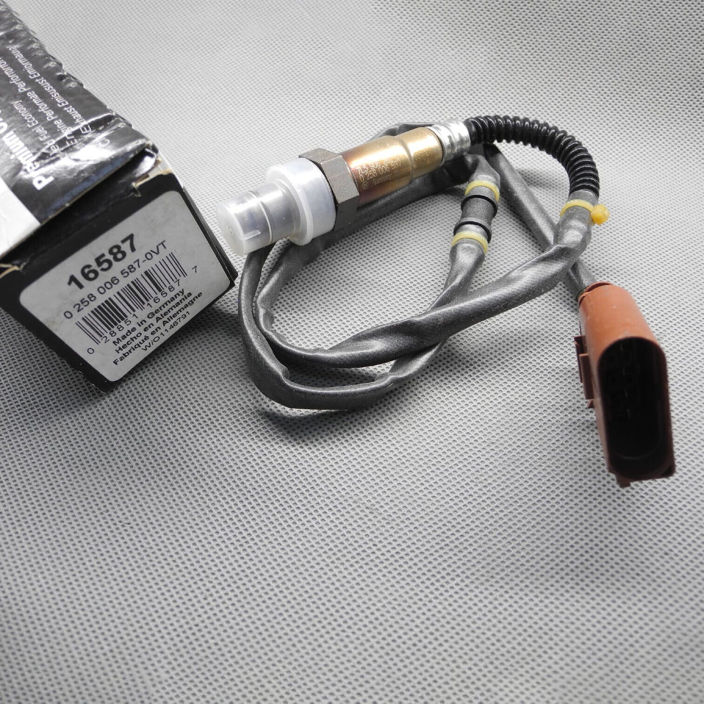 16587 Orig. Ossigeno Sensore Per Porsche 2004 2005 2006 Cayenne 3.2L a Valle SX