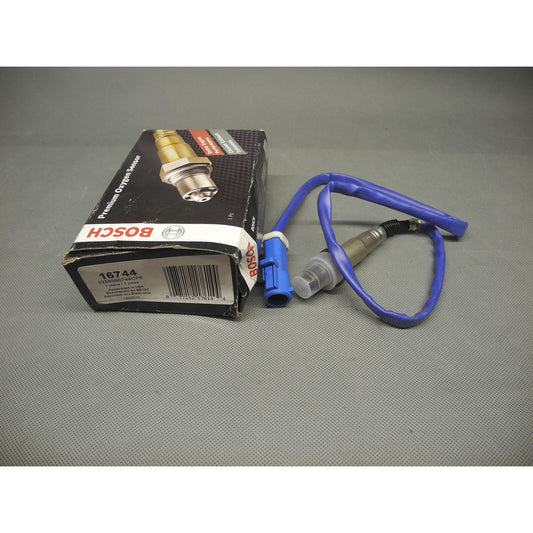 OE Oxygen Sensor O2 16744 Downstream For Ford Escape Fiesta Transit Connect