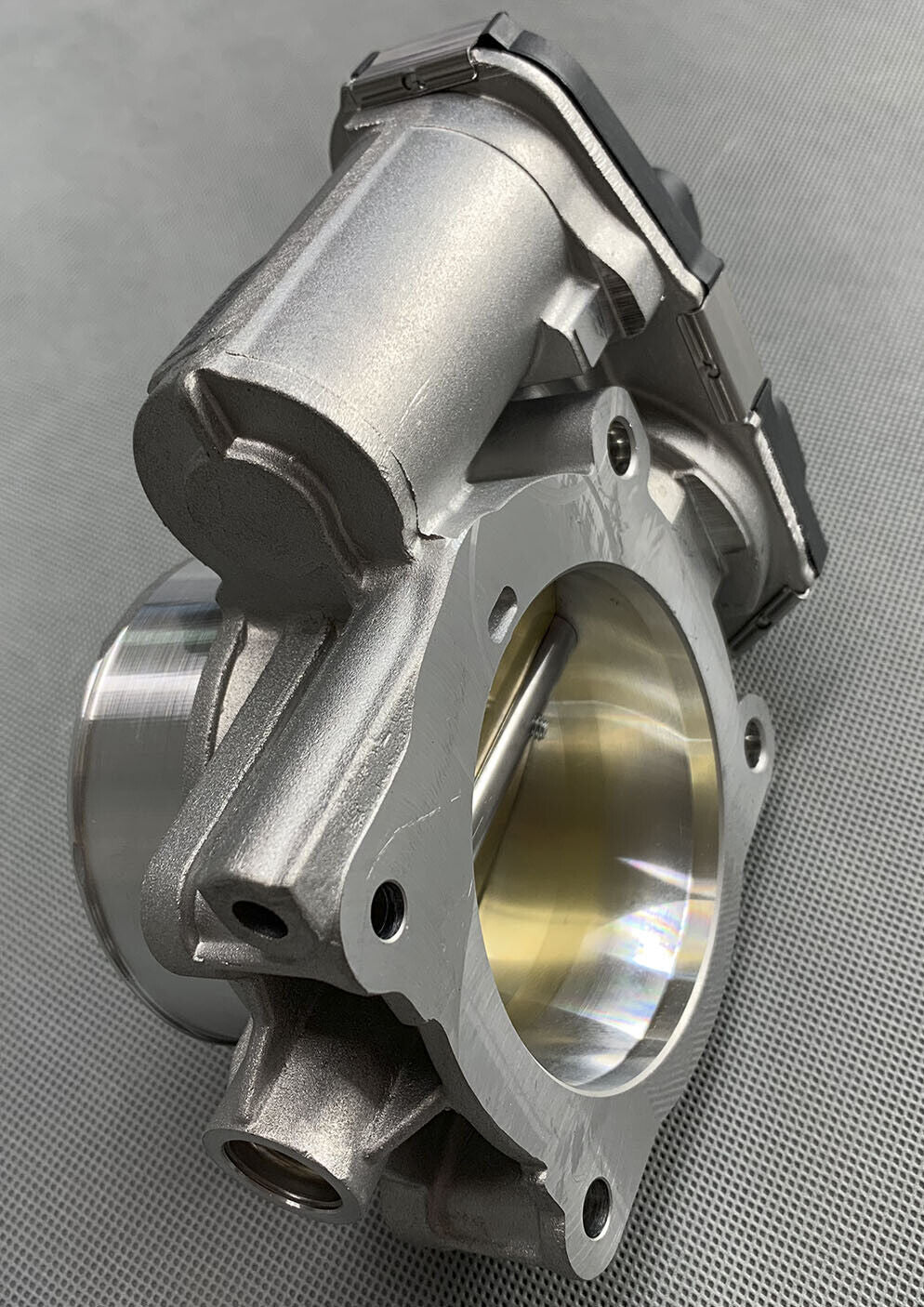 Bosch OEM F00H600074 Throttle Body for Chevrolet Equinox Saturn Vue Acadia NEW