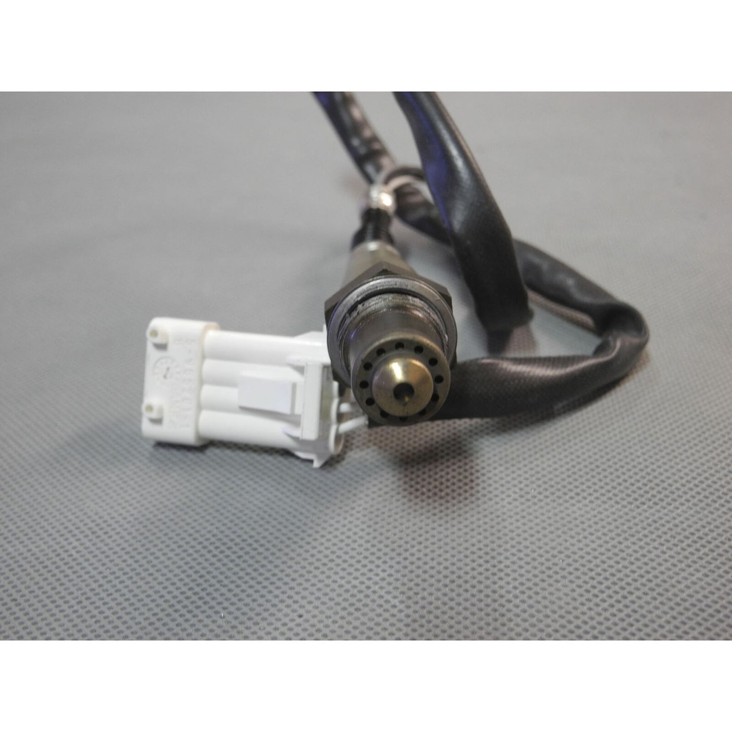 New OE Oxygen Sensor 16197 Fits Volvo C70 S70 V70 2.3L 2.4L Downstream