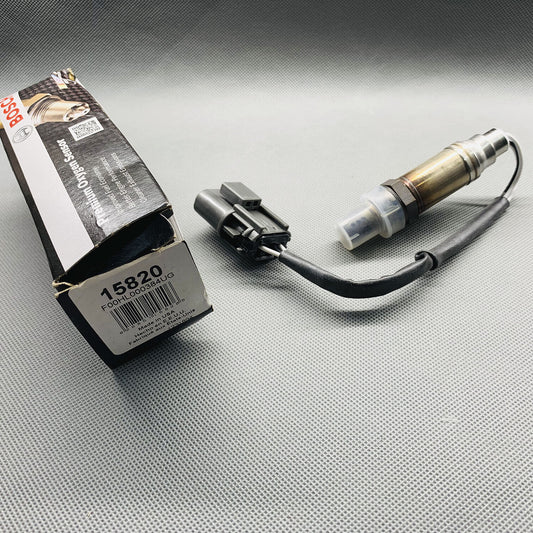 OE GENUINE Oxygen Sensor O2 15820 Upstream Fits Ford Nissan Frontier Xterra 3.3L