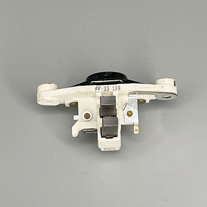 OE Bosch Voltage Regulator 1197311028 For Mercedes 190D 190E 260E 300TD 450SL