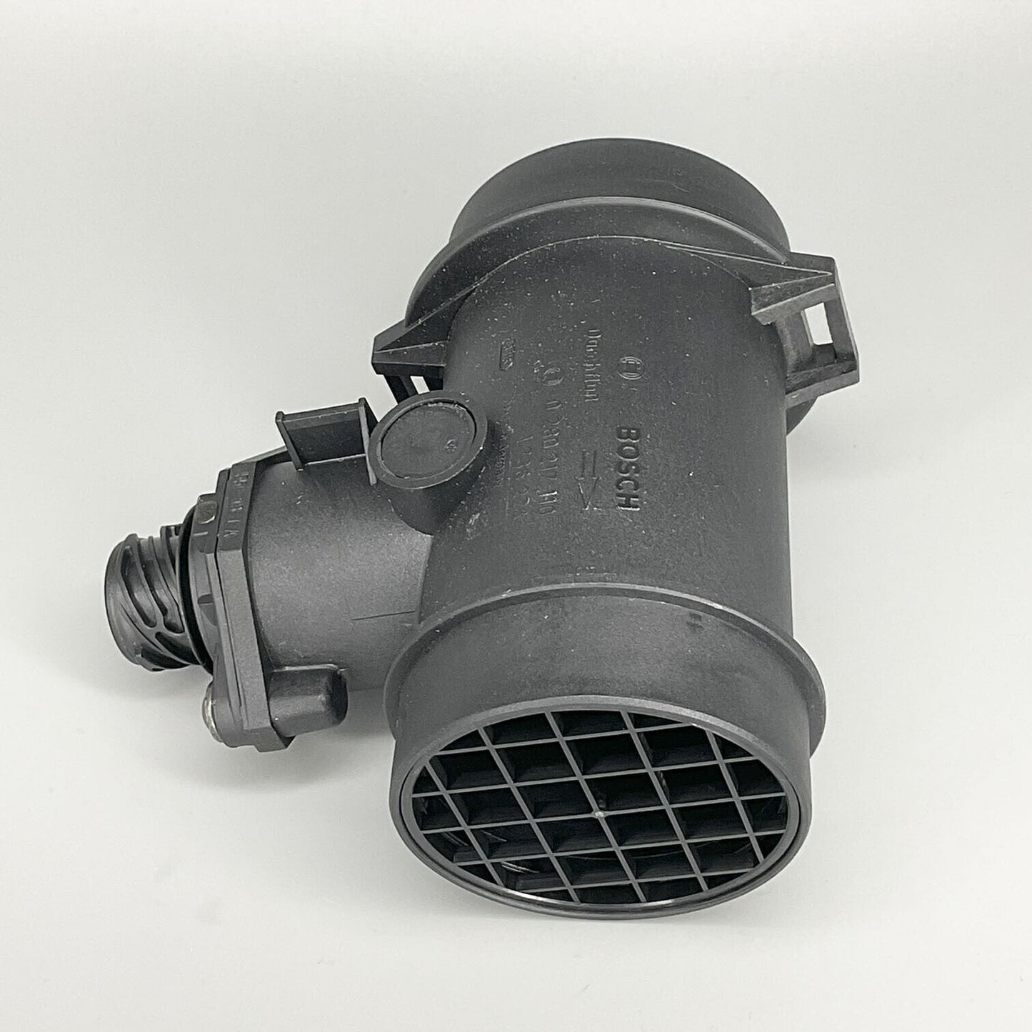 Bosch Mass Air Flow Sensor For 1995-2001 BMW 318i 318is 318ti 750il 0280217110