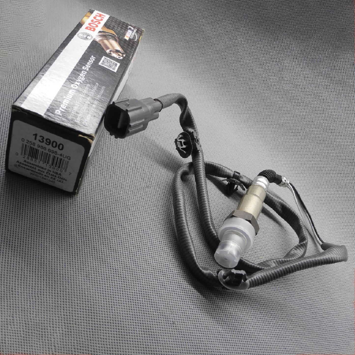 OE GENUINE Oxygen Sensor 13900 For 1995 Jaguar XJS Base 6.0L