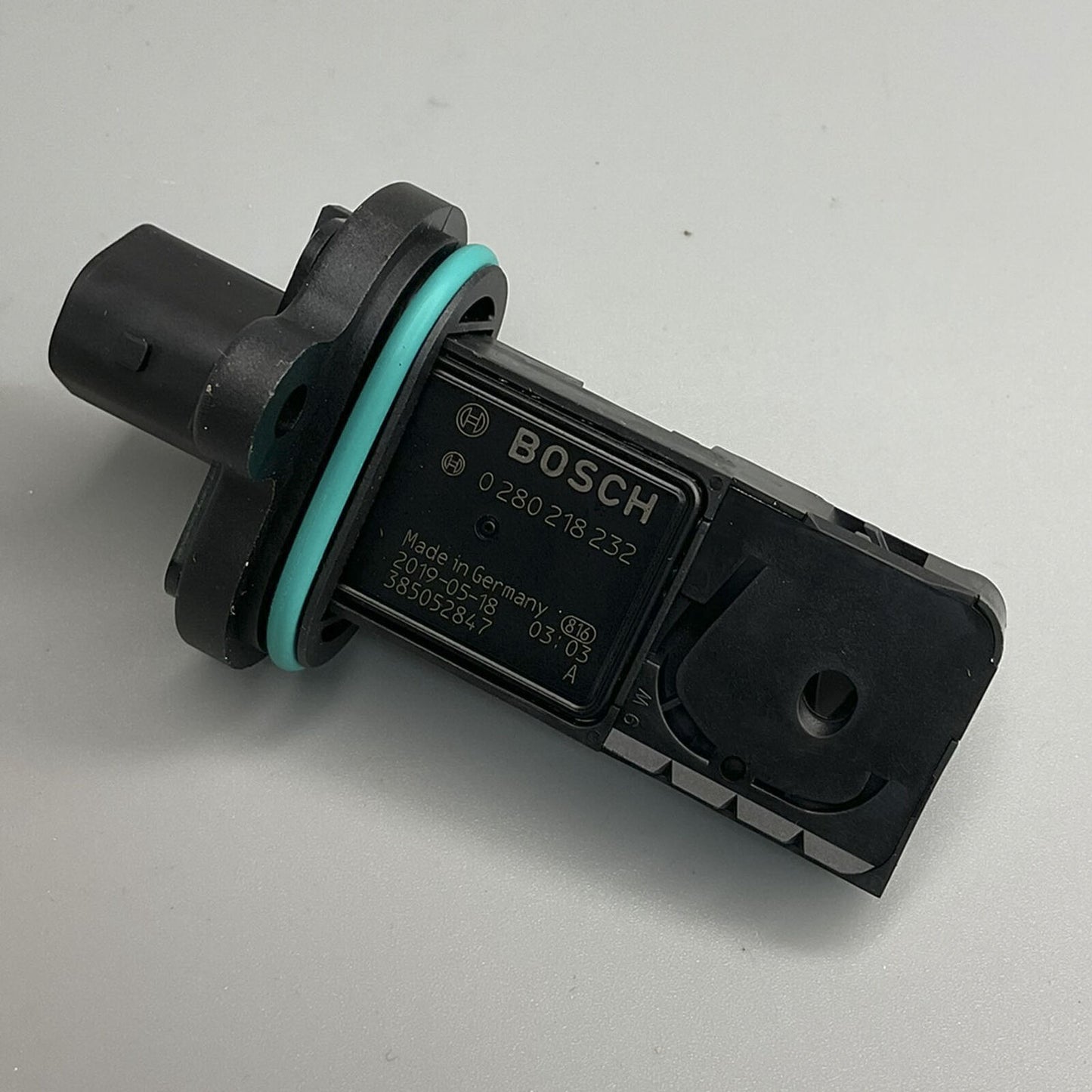 For 10-11 Cadillac SRX Chevy Camaro Buick 0280218232 Bosch Mass Air Flow Sensor