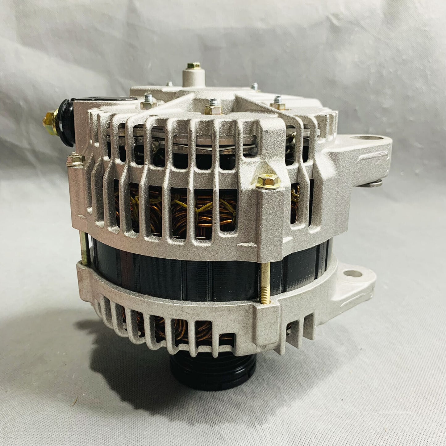 BOSCH Reman Alternator For 2005-2012 Nissan Rogue X-Trail 2.5L AL2435X