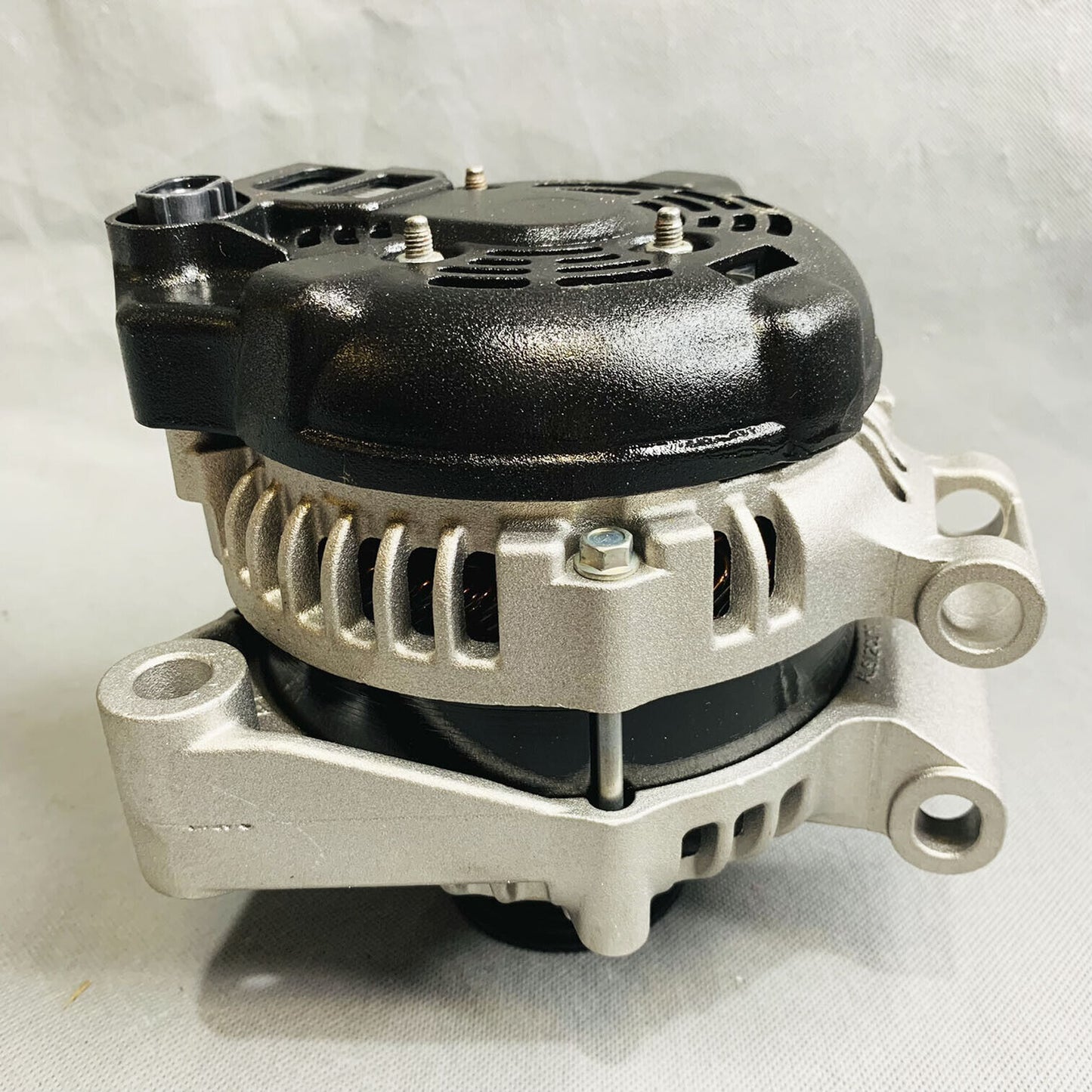 BOSCH Reman Alternatore Per 2005-2009 Land Rover LR3 Range Rover Sport AL9355X