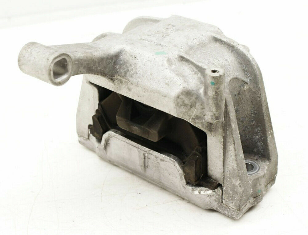 Right Engine Mount For 15-18 Audi Q3, Q3 Quattro 09-17 Volkswagen Tiguan 2.0L L4