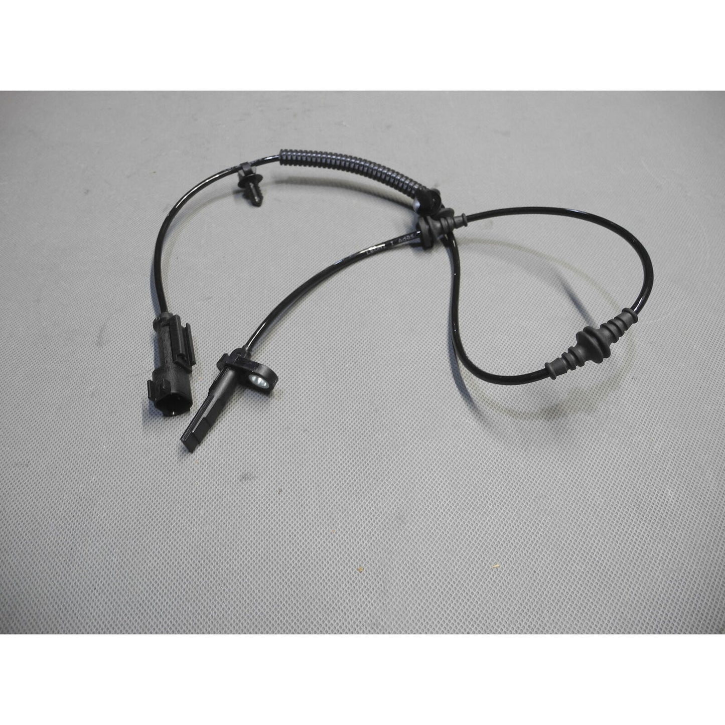 Ford ABS Speed Sensor For Ford Explorer Flex Taurus Lincoln MKT AE9Z-2C190-B