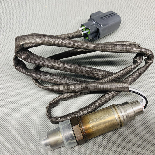 EO GENUINE Oxygen Sensor F00E263301 For 10-13 Land Rover LR4 Range Rover 5.0L
