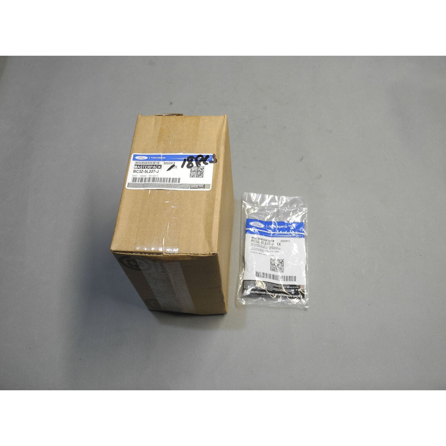 Ford Kit - Hardware NEW For Ford Transit-350 Transit-250 BC3Z-5L227-J