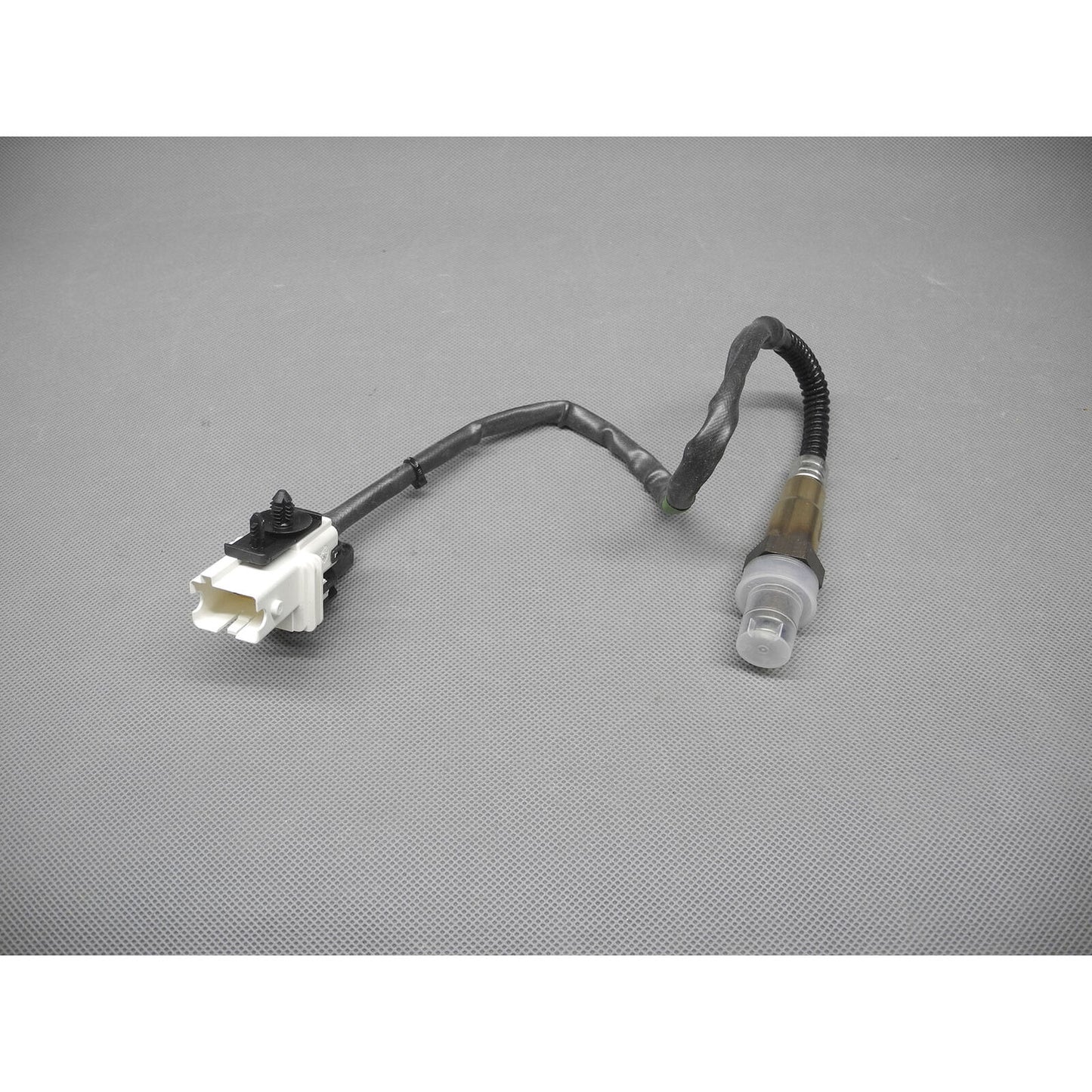 Upstream Left OE GENUINE Oxygen Sensor 17034 For 2000-2001 2.9L Volvo S80