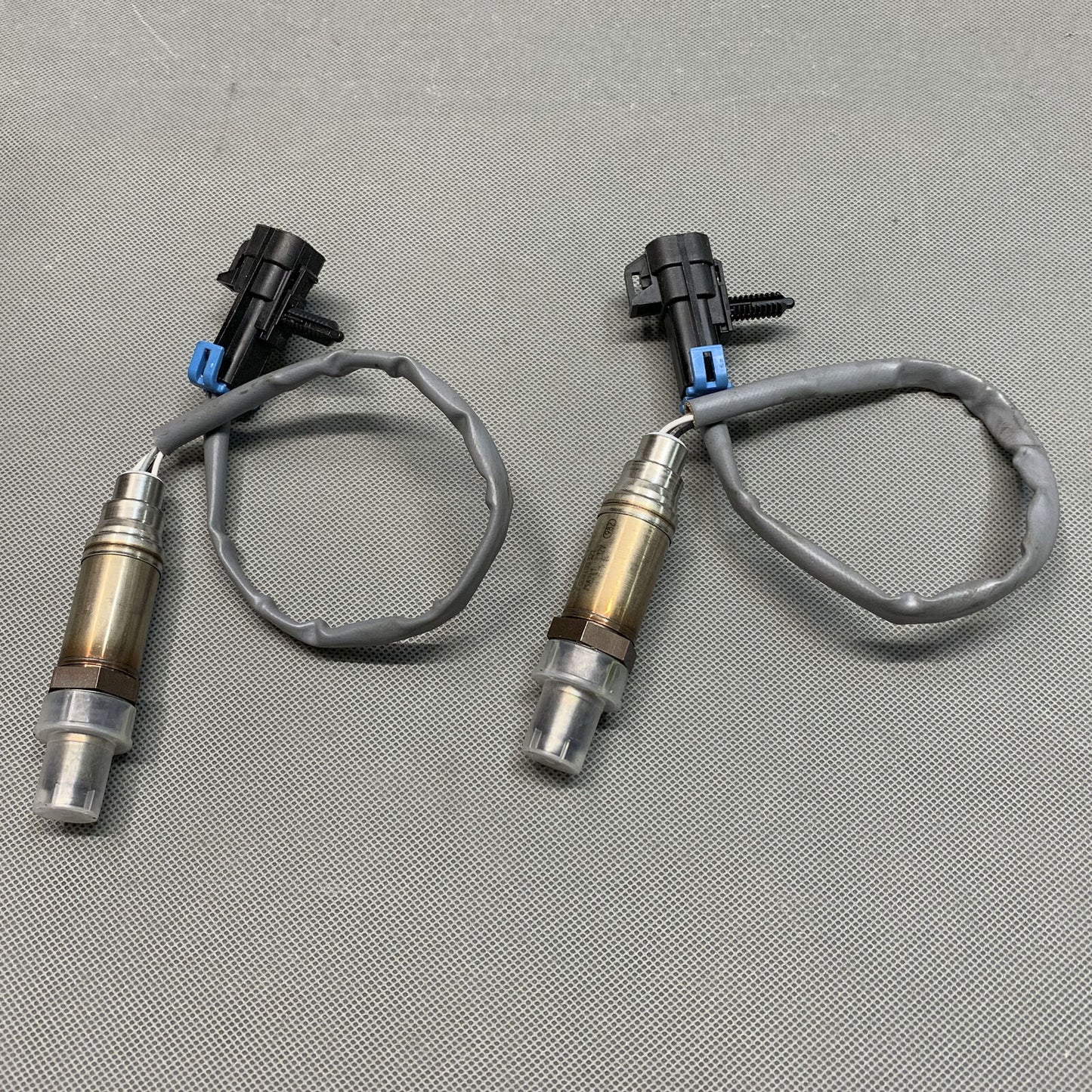 Posteriore Upstream Ossigeno Sensore 2PCS Set Per Cadillac Chevy GMC Hummer