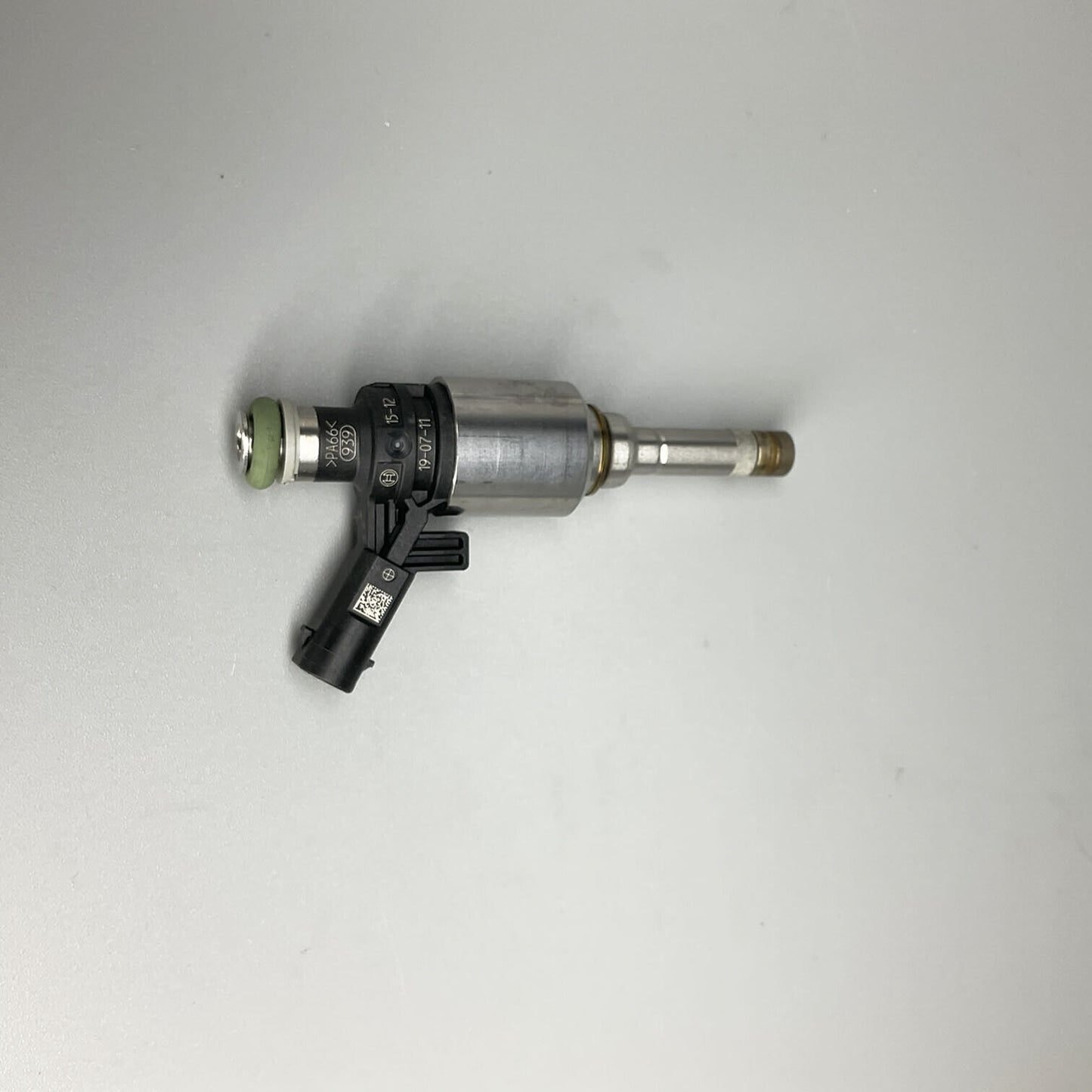 GENUINE Bosch Fuel Injector For 2008-2018 Audi A3 Q3 TT VW Jetta Passat 62855