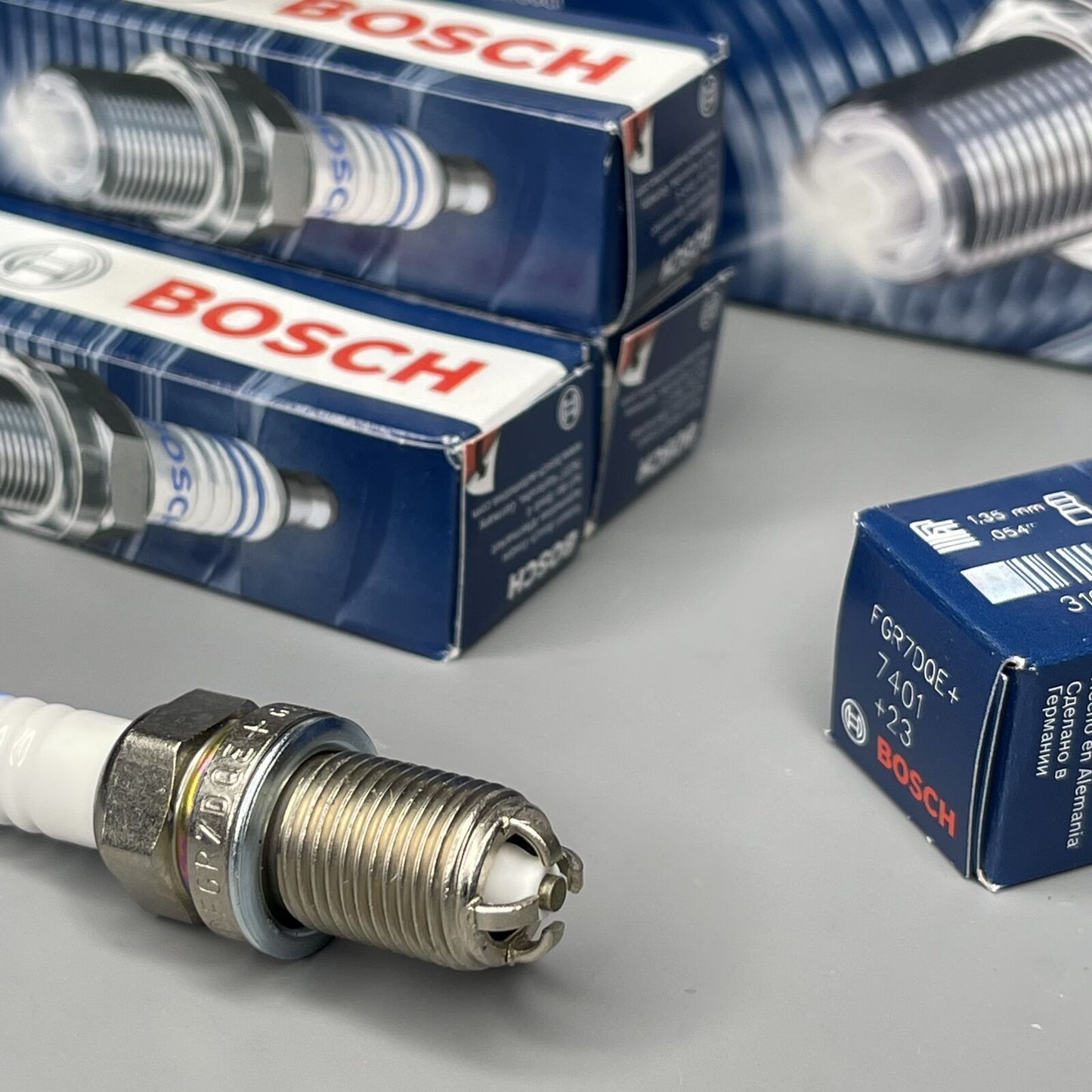Bosch Nickel Spark Spina 7401 5PCS Per Audi A4 A6 S4 Peugeot 405 VW Passat Volvo