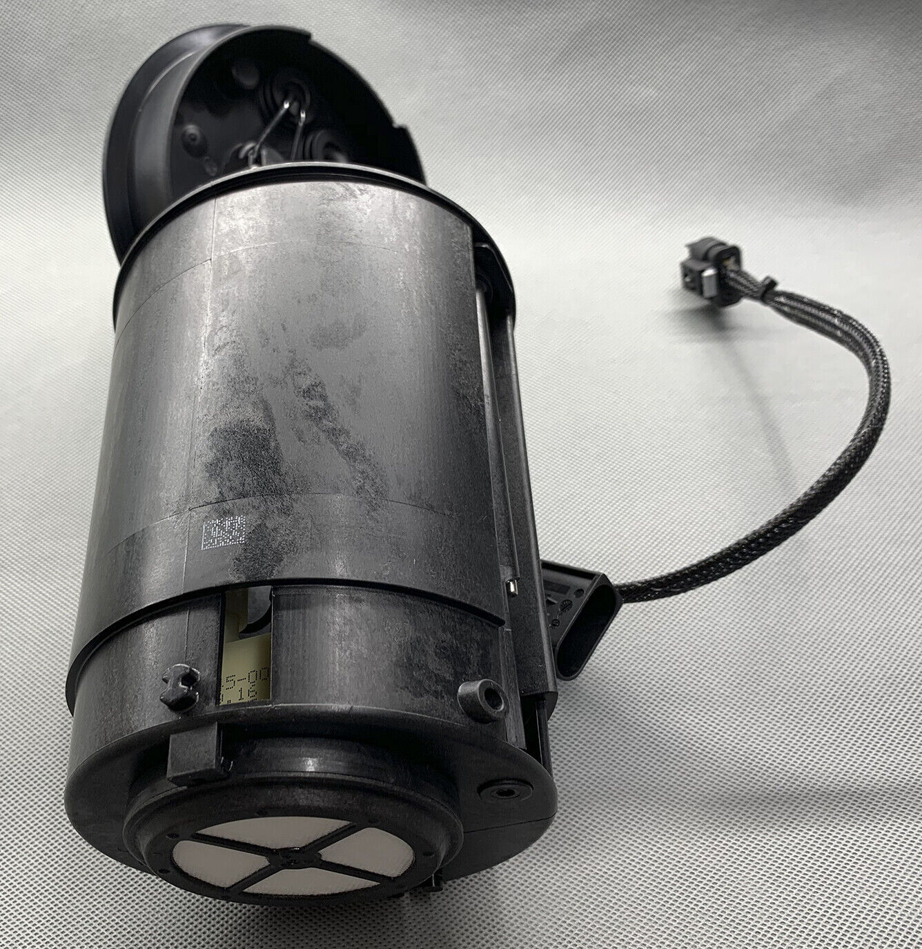 Brand New BOSCH Diesel Emission Fluid Heater 561198970A For Volkswagen VW