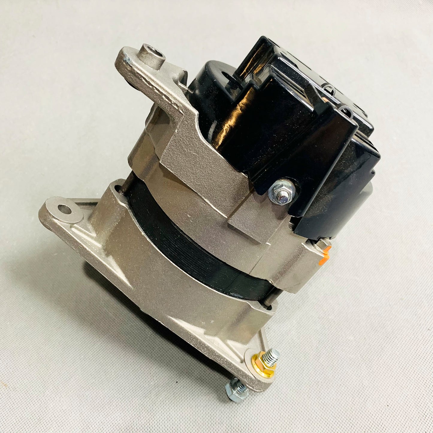 BOSCH Reman Alternator For 1971-1980 Austin Marina Lotus Elite MG Triumph AL298X